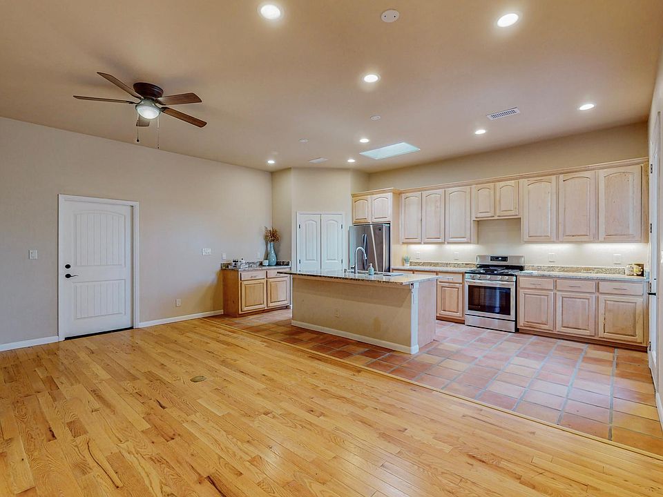 1st image of 2101 Dora Ave NW #1