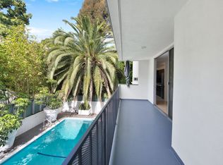 1147 N Clark St #206, West Hollywood, CA 90069