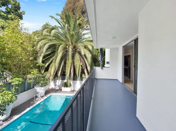 1147 N Clark St #206, West Hollywood, CA 90069