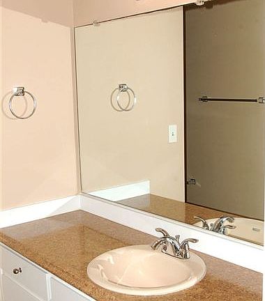 5th image of 1182 Lavista Dr