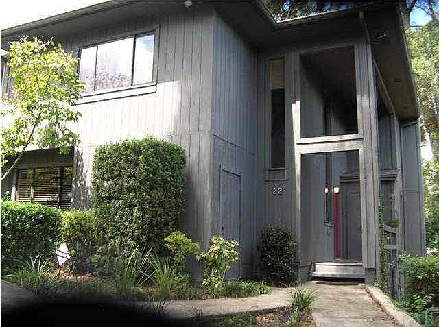 1st image of 22 Hillbrook Way