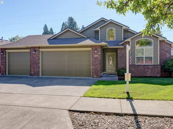 2403 Gardenia St, Forest Grove, OR 97116