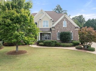 9008 Chelsea Dr, Raleigh, NC 27603