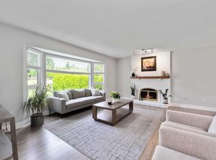 18166 54th Ave, Surrey, BC V3S 7Z1