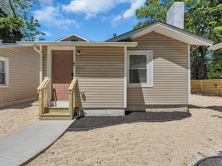 506 Brinley Ave #7 — Photo 11
