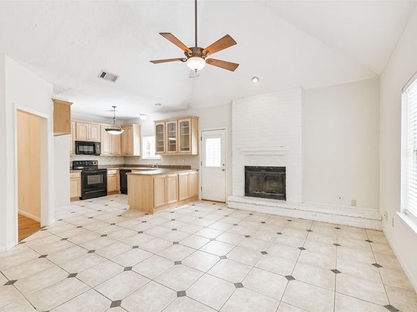 13626 Cedar Point Dr