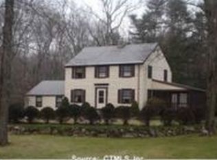 1081 Racebrook Rd, Woodbridge, CT 06525