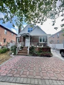70-15 166th Street, Flushing, NY, 11365