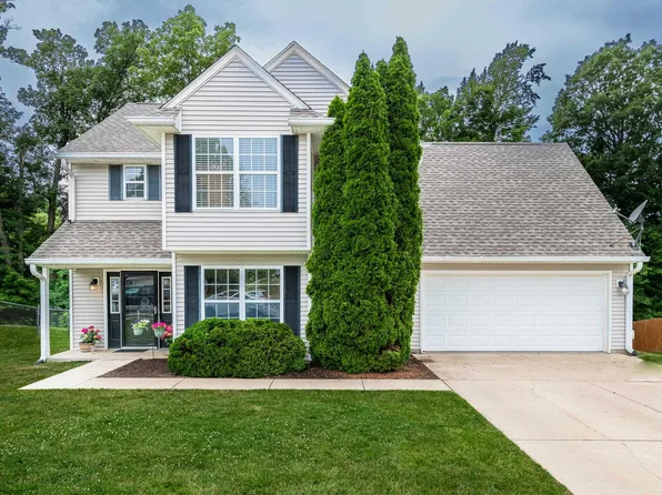 844 S Deer Run, Ellettsville, IN 47429