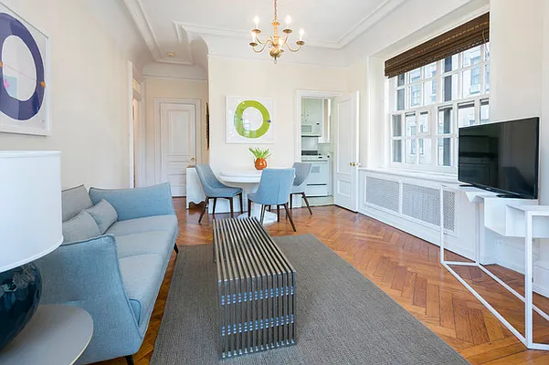 Rented by Compass | media 6