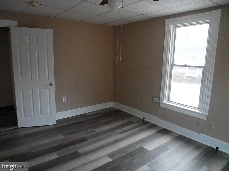 707 Wood Ave #1 — Photo 7