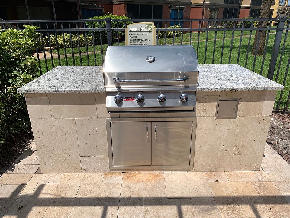 Outdoor Summer Kitchen