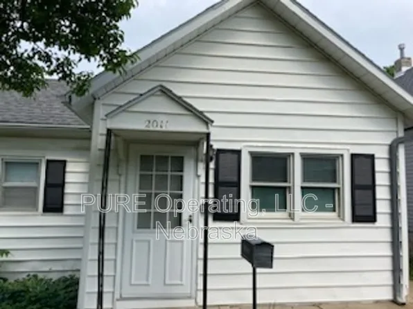 2011 S 7th St, Omaha, NE 68108