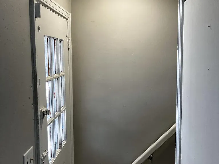 Unit Photo