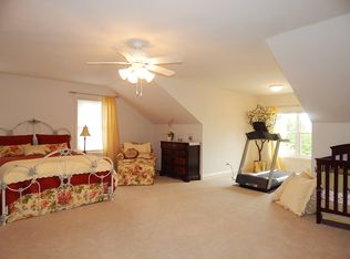 6088 Meadow Lake Dr, Medina, OH 44256