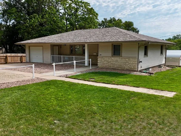 402 N Center St, Mankato, KS 66956