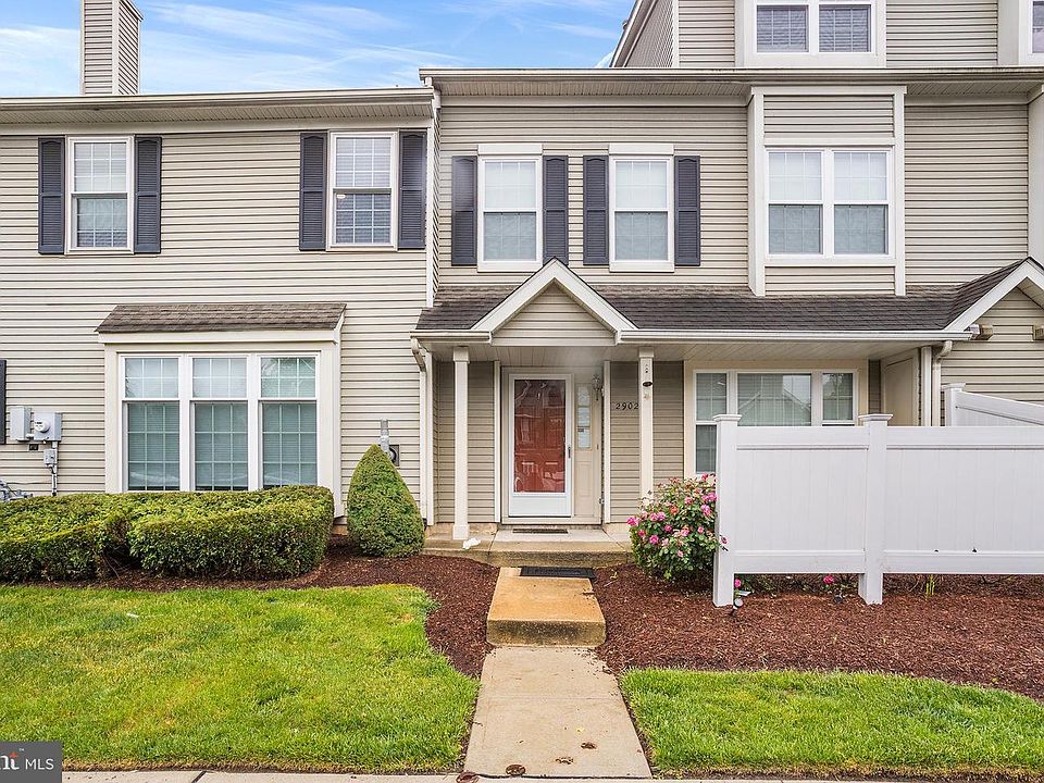1st image of 2902 Yarmouth Ln