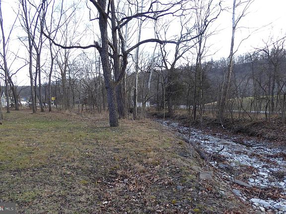 5th image of 102 Dry Run Rd