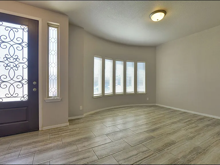 221 Jennice Cir — Photo 10