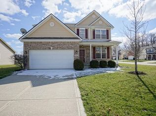 3325 Paisley Pointe, Whitestown, IN 46075