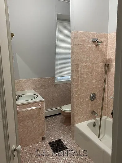 403 Putnam Ave #2-21 — Photo 4