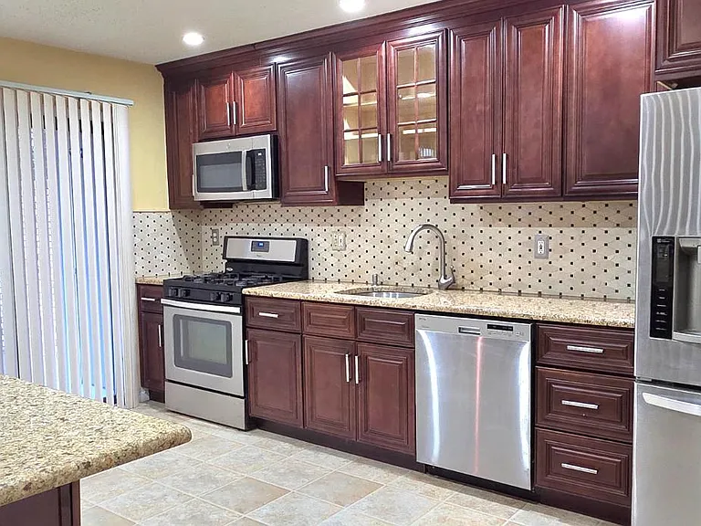 44 Azalea Ct — Photo 3