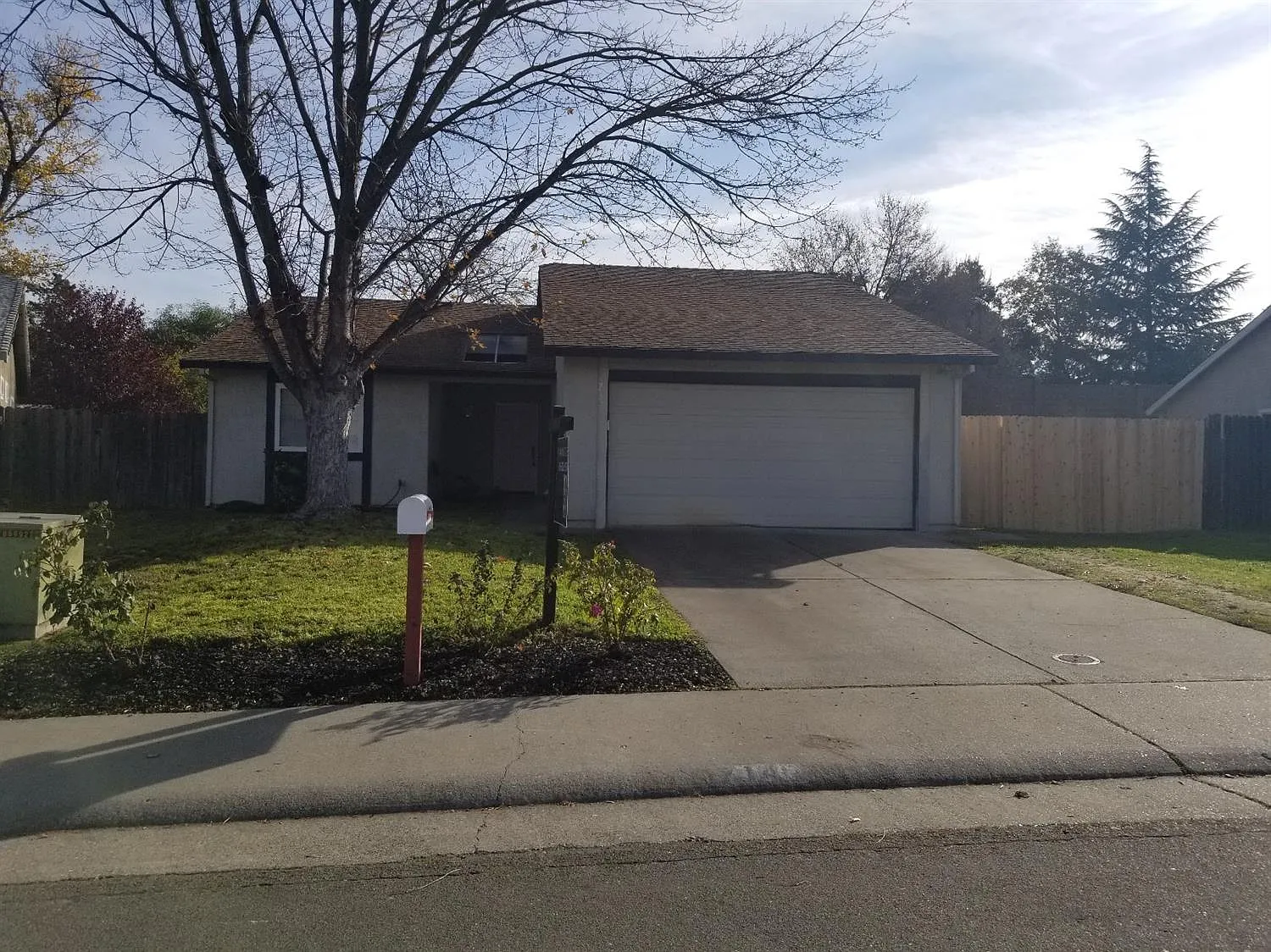 7140 Parkvale Way photo 1