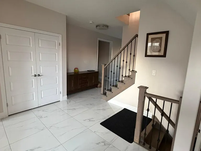 48 Grandville Cir — Photo 3