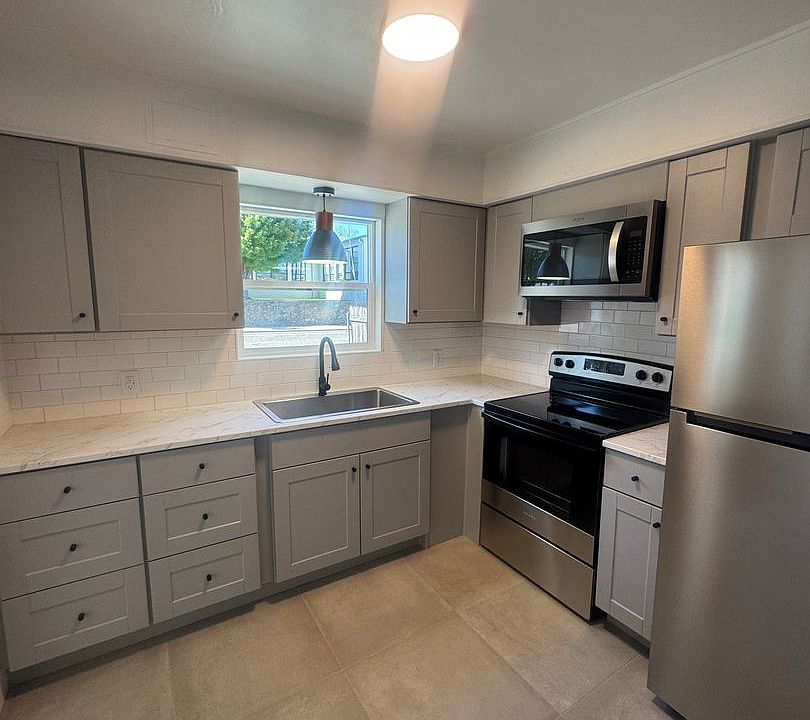 1st image of 1621 Magnolia Ave