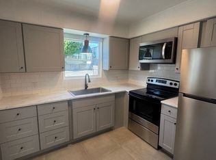1621 Magnolia Ave, Redding, CA 96001