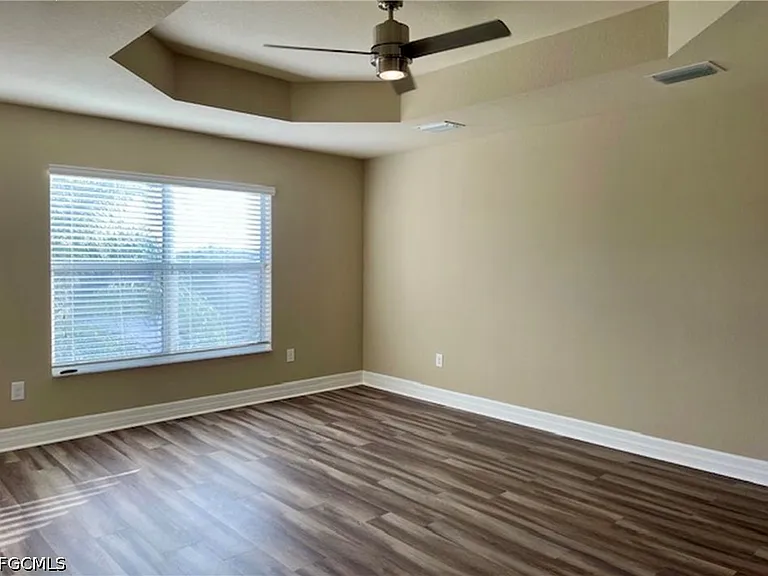 10474 Spruce Pine Ct — Photo 14