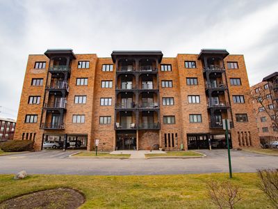 9335 Landings Ln Unit 403C, Des Plaines, IL, 60016