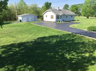 2684 E State Road 54, Bloomfield, IN 47424