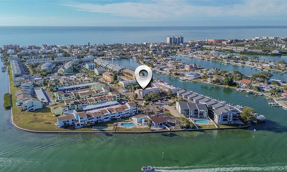 1st image of 324 Windrush Blvd #11