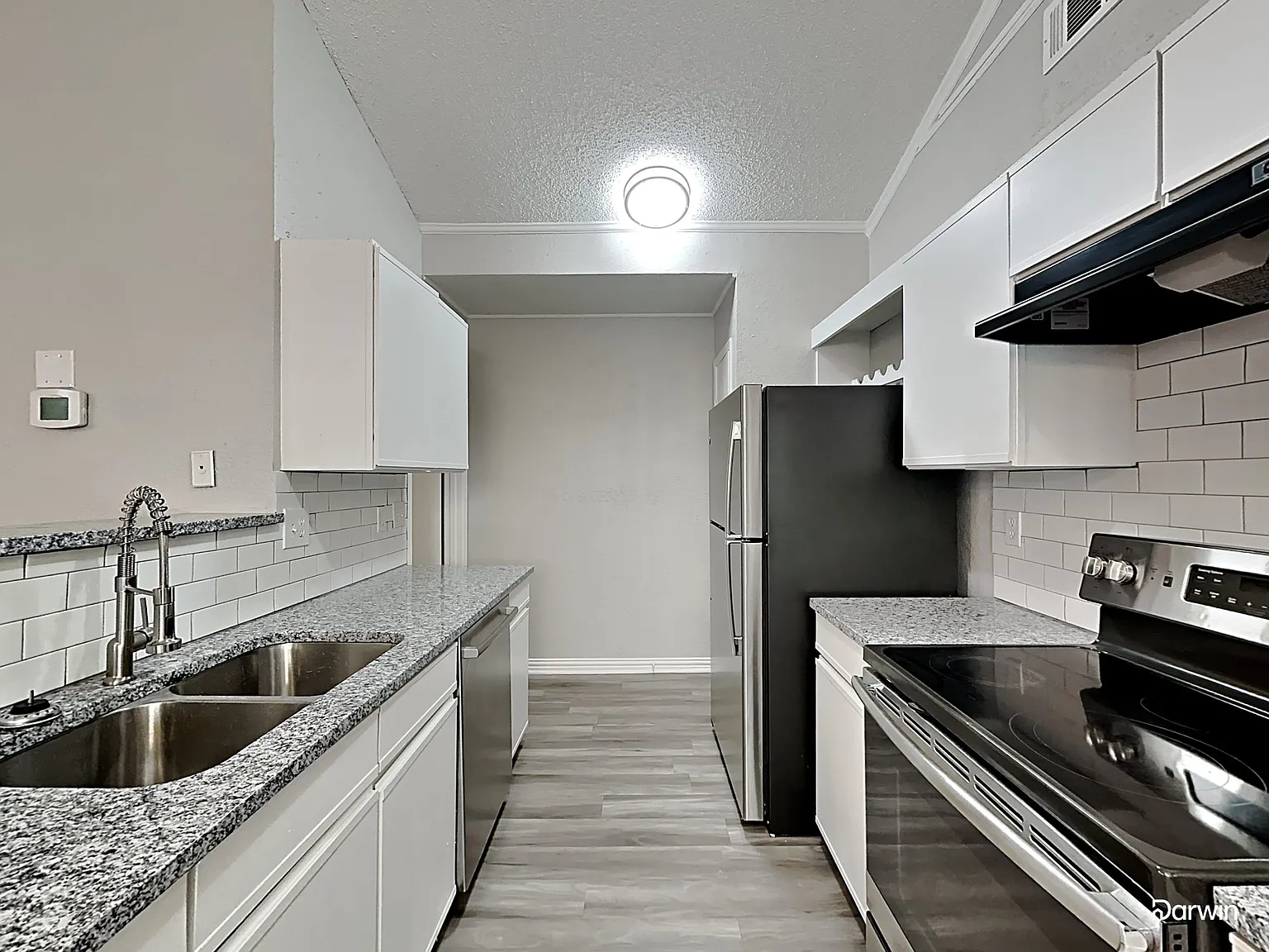 3 bed, 2.0 bath, 1396 sqft, $2,070 — Photo 4