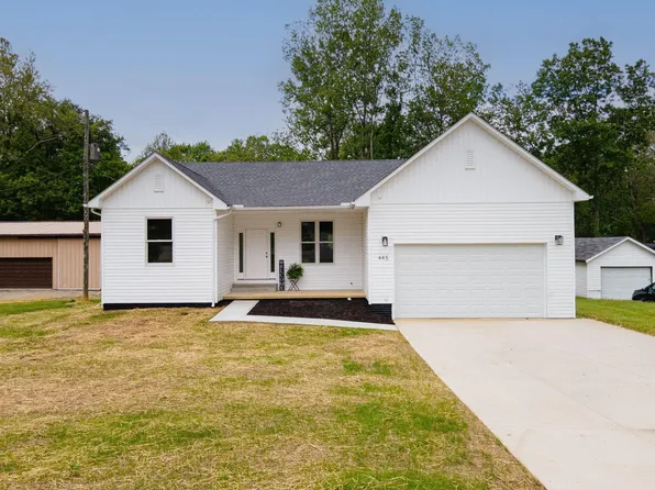 445 Linnville Rd SE, Heath, OH 43056