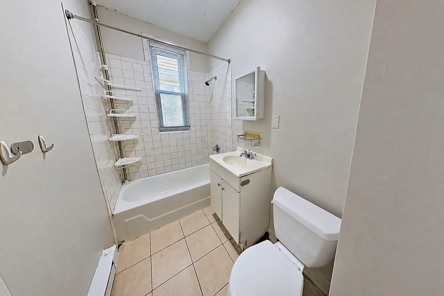 53 Hillside St — Photo 4