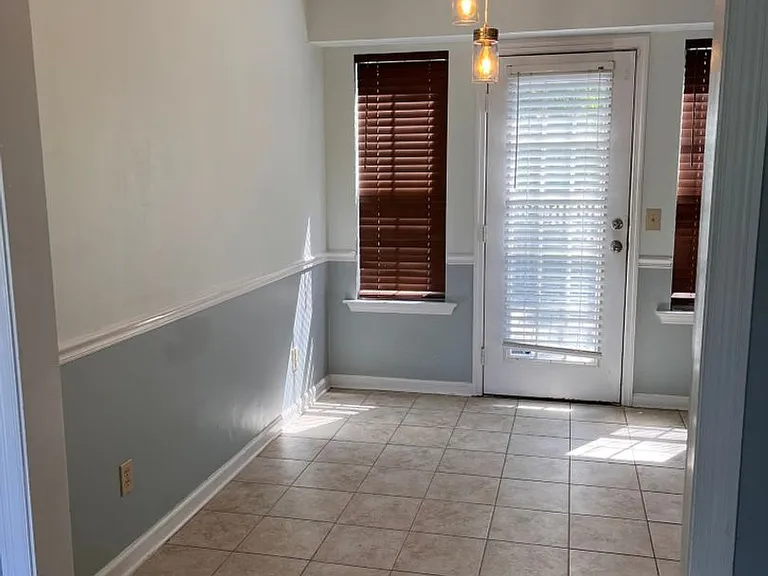 308 Vernon Traylor Dr — Photo 6