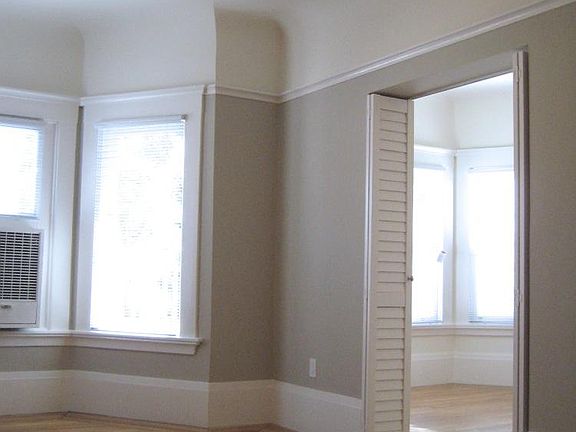 3rd image of 929 Pine St APT 305