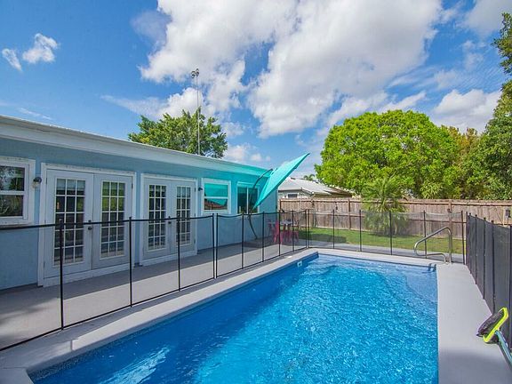 5th image of 2271 SE Aneci Street