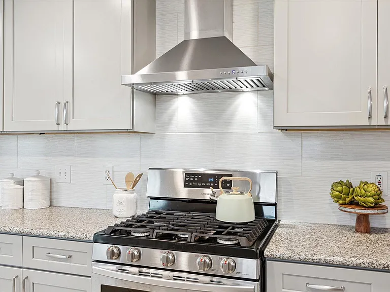 3402 Fox Ct — Photo 9