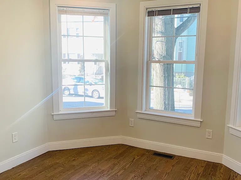 8 Rush St #2 — Photo 10