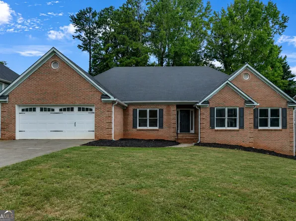690 Wyndham Place Cir, Lawrenceville, GA 30044