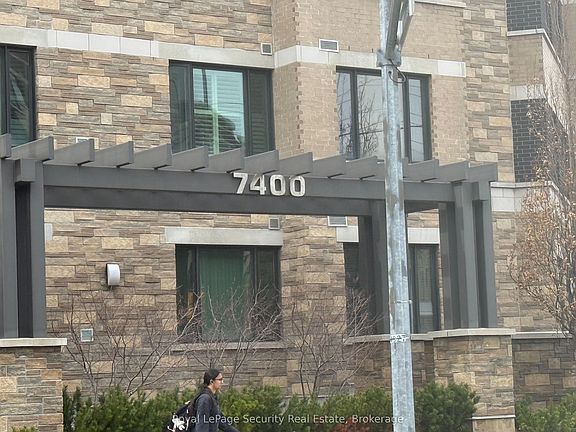 3rd image of 7400 Markham Rd Unit 203