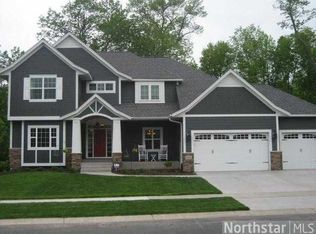 9959 Vagabond Ct N, Maple Grove, MN 55311