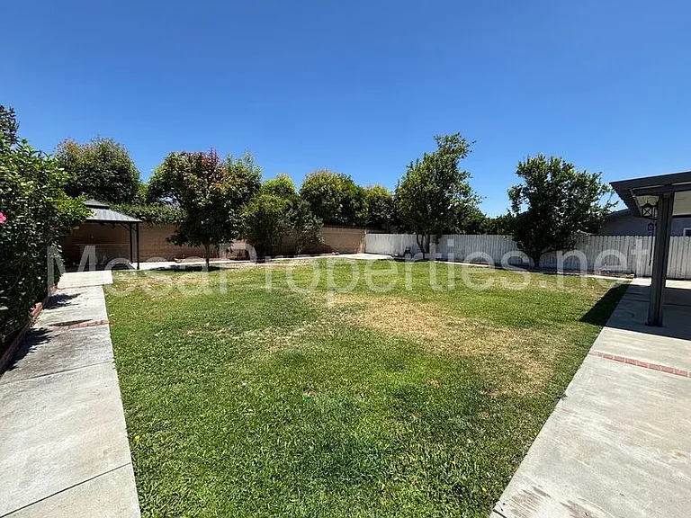 6056 Walnut Ave — Photo 16
