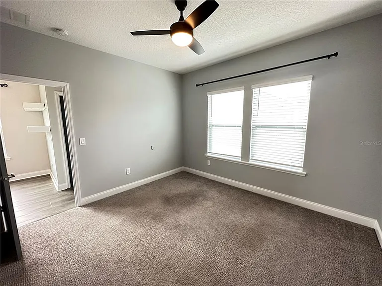 14685 Englert Aly — Photo 9