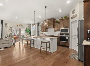 520 SE David Rd, Lees Summit, MO 64082