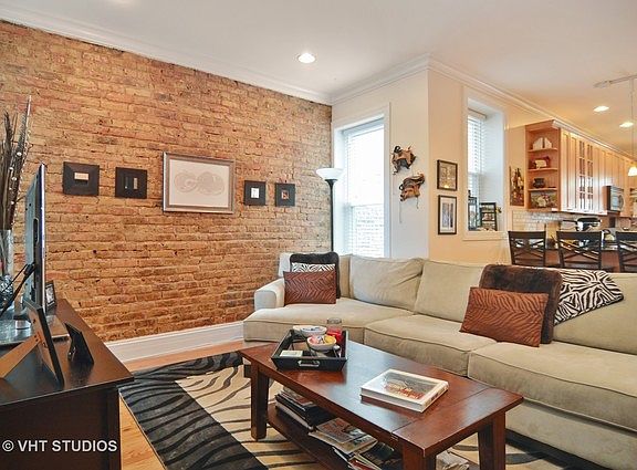2nd image of 2661 W Leland Ave APT 1