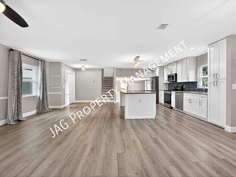 1046 Winter Springs Blvd — Photo 6